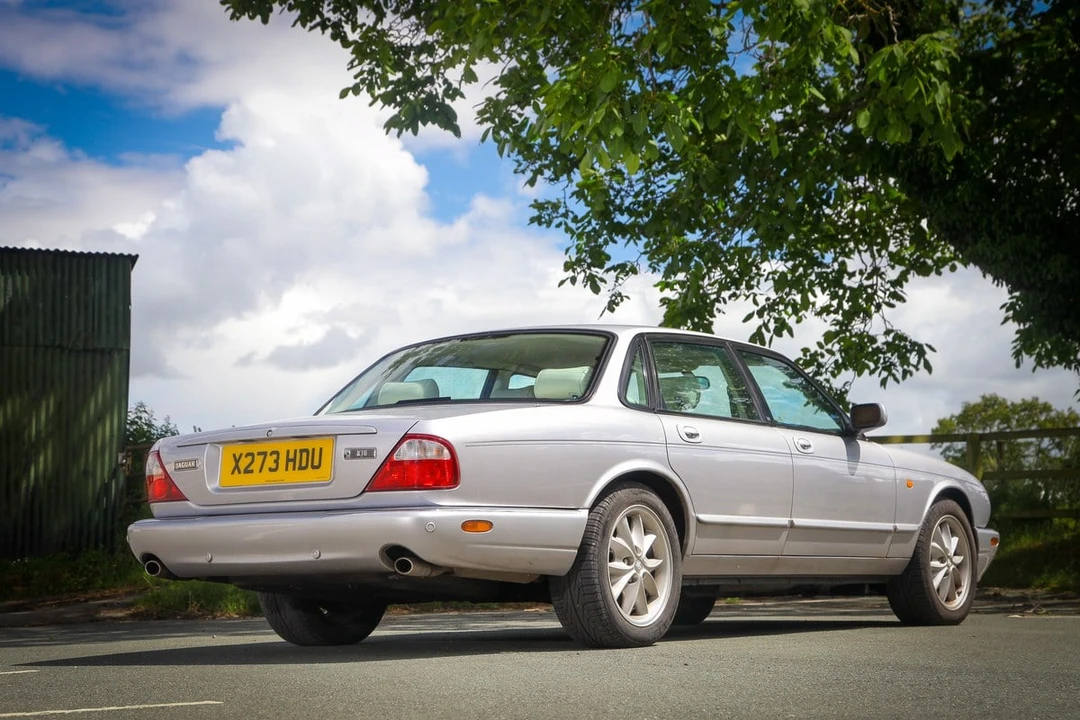 2001 Jaguar X308 XJ - Image 27 of 30