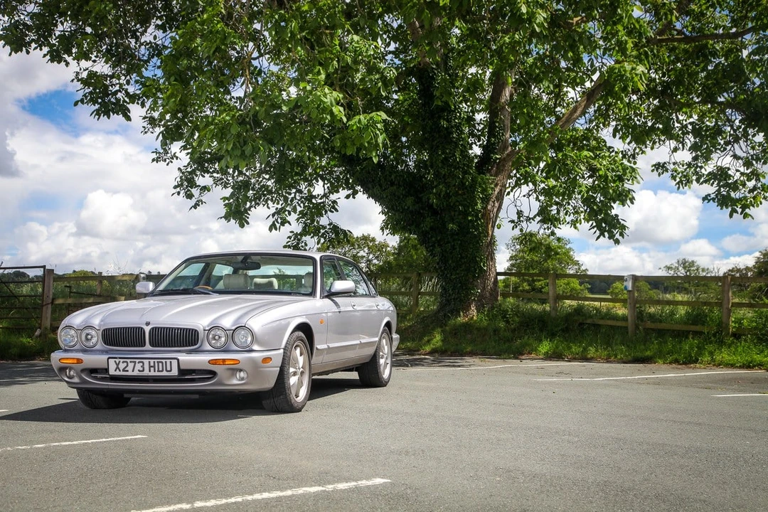 2001 Jaguar X308 XJ - Image 19 of 31