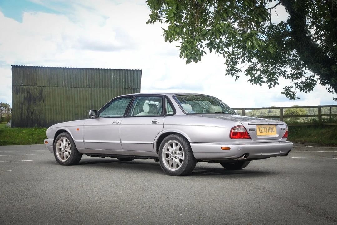 2001 Jaguar X308 XJ - Image 30 of 31