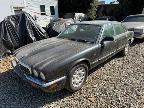 2001 Jaguar XJ8