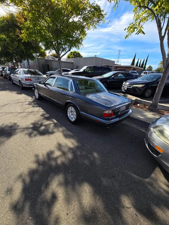 2001 Jaguar X308 XJ - Image 15 of 15