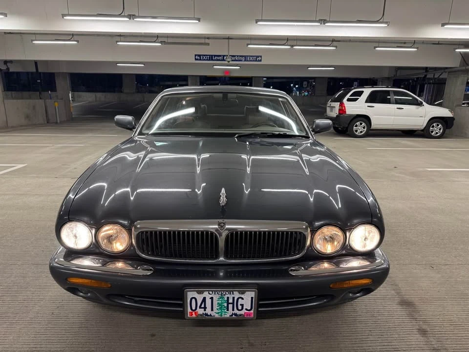 2001 Jaguar X308 XJ - Image 8 of 14
