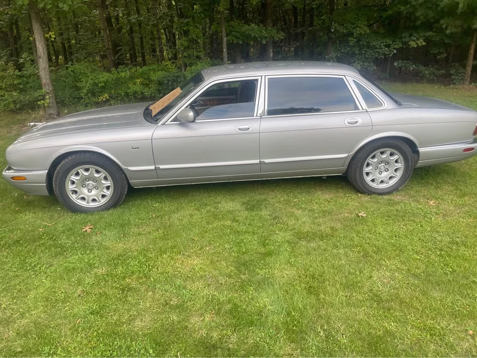 2001 Jaguar XJ Series 4 - Image 8 of 8