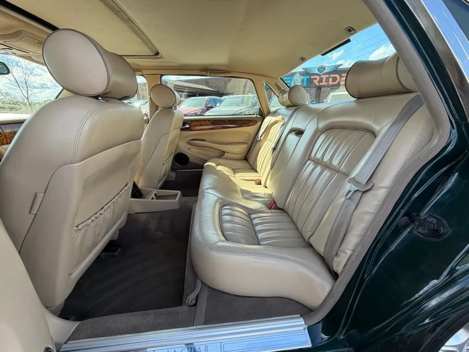2001 Jaguar X308 XJ - Image 12 of 20