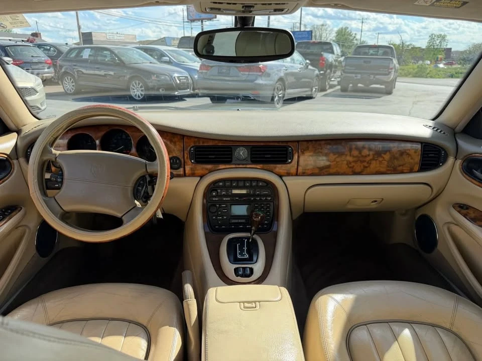 2001 Jaguar X308 XJ - Image 14 of 20