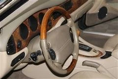 2001 Jaguar X308 XJ - Image 8 of 15