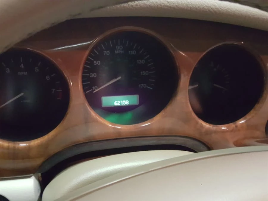 2001 Jaguar X308 XJ - Image 9 of 12