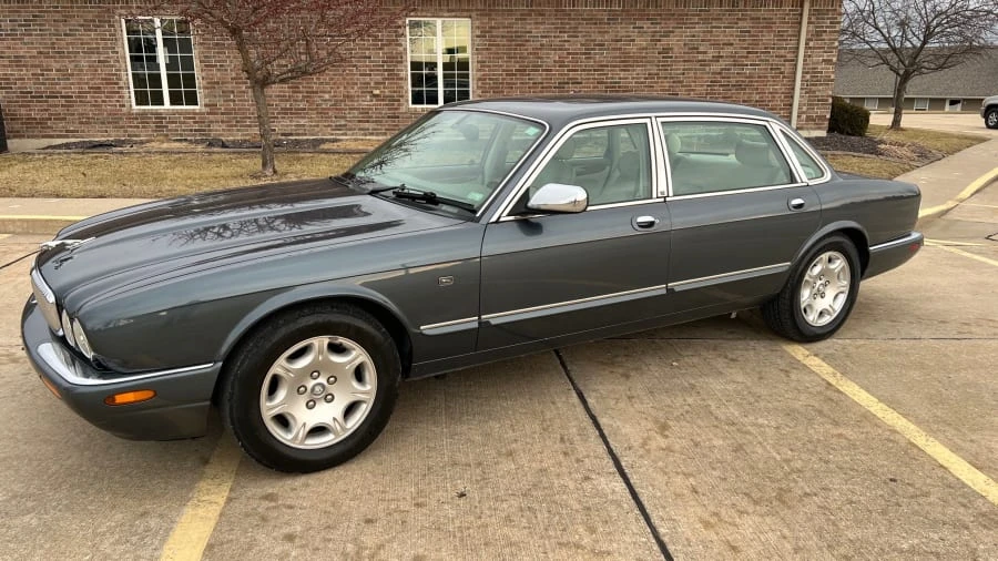 2001 Jaguar X308 XJ - Image 11 of 11