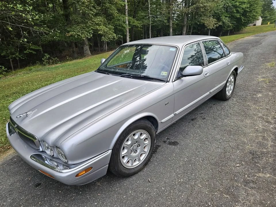 2001 Jaguar X308 XJ - Image 3 of 9