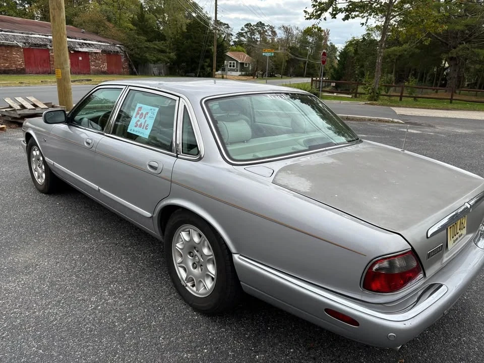 2001 Jaguar XJ Series 4 - Image 2 of 6