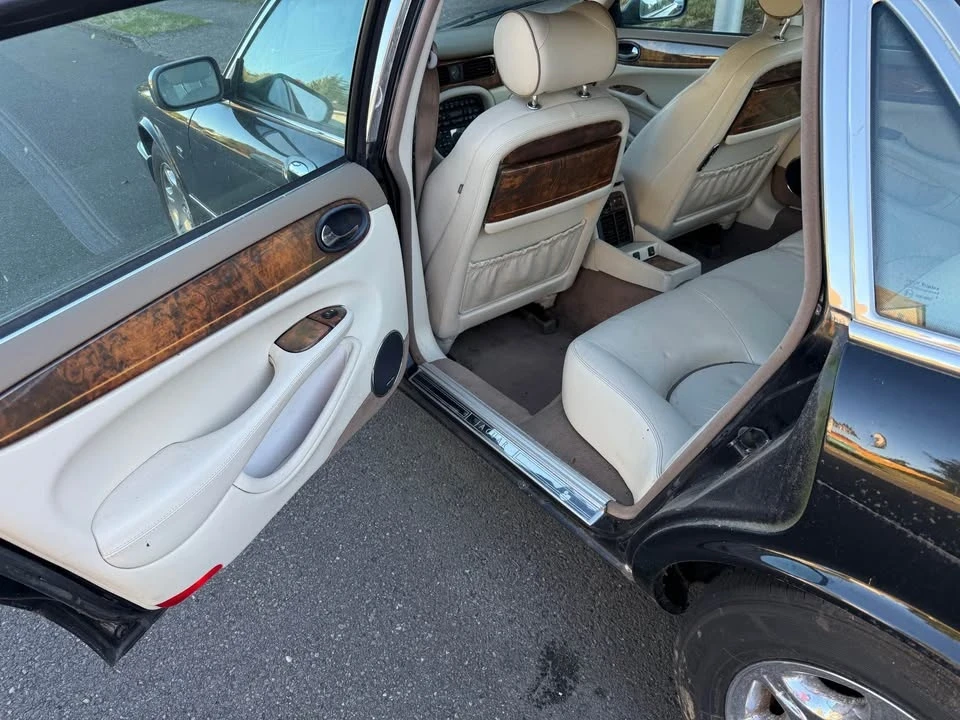 2001 Jaguar X308 XJ - Image 8 of 8