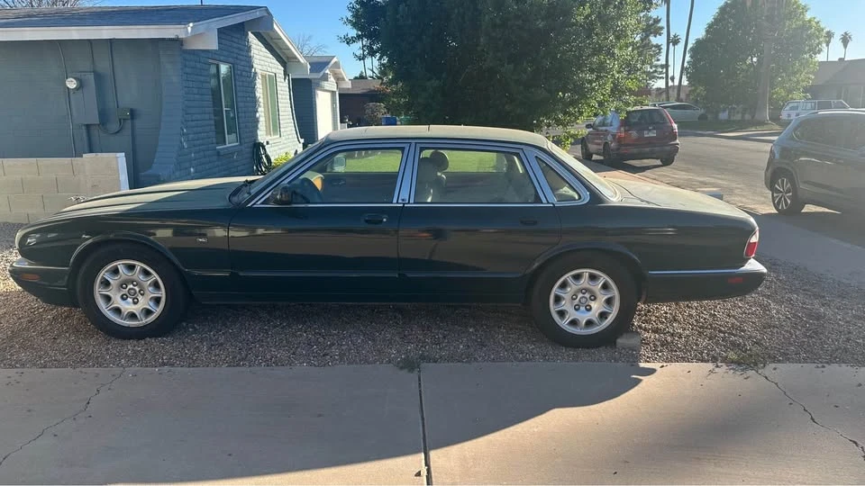 2001 Jaguar X308 XJ - Image 11 of 14