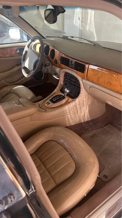 2001 Jaguar X308 XJ - Image 8 of 14