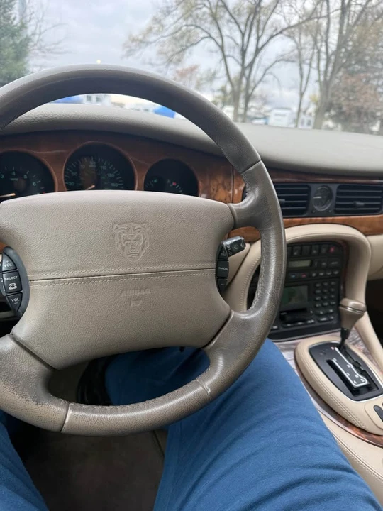 2001 Jaguar X308 XJ - Image 11 of 19