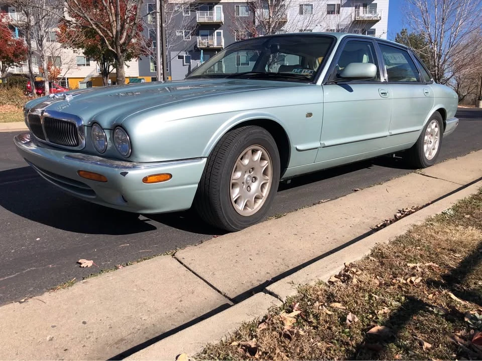 2001 Jaguar X308 XJ - Image 3 of 10