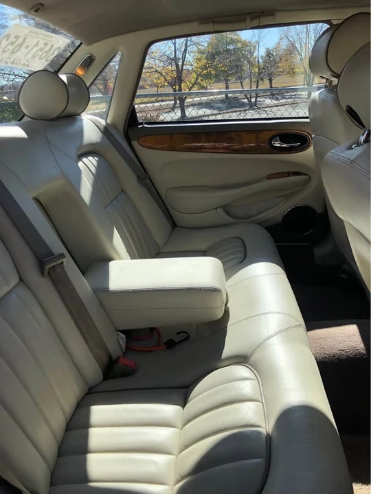2001 Jaguar X308 XJ - Image 10 of 10