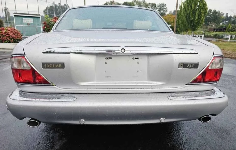 2001 Jaguar X308 XJ - Image 4 of 17