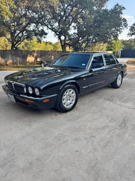 2001 Jaguar XJ8 Sedan