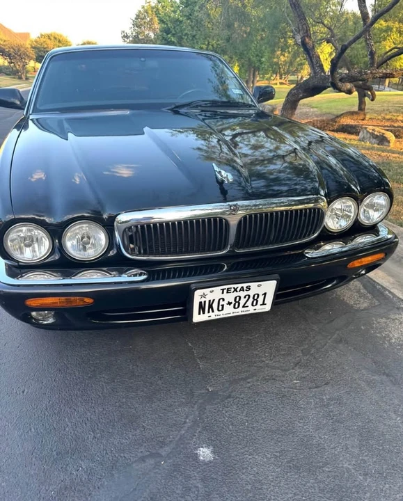 2001 Jaguar X308 XJ - Image 3 of 3