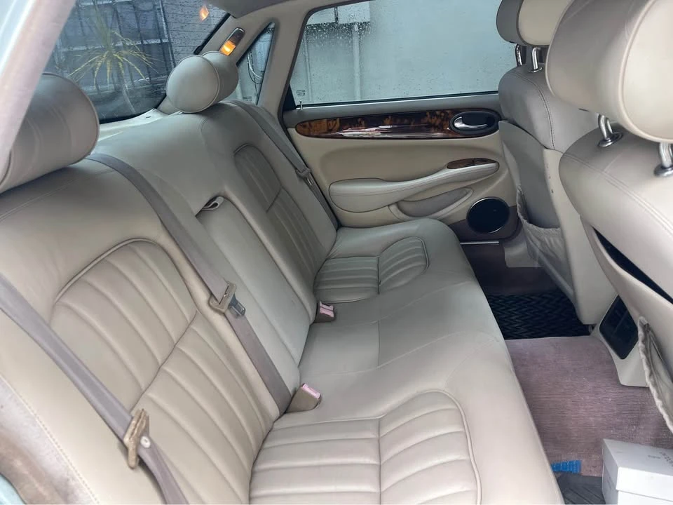 2001 Jaguar X308 XJ - Image 6 of 8