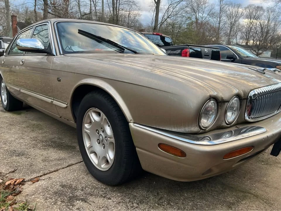 2001 Jaguar X308 XJ - Image 2 of 9