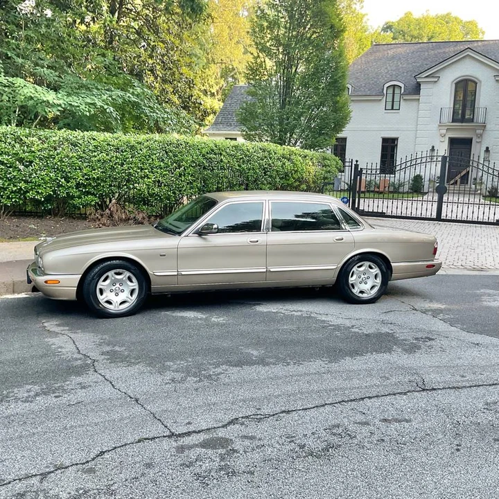 2001 Jaguar X308 XJ - Image 12 of 14