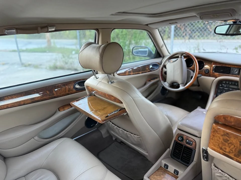 2001 Jaguar X308 XJ - Image 6 of 10