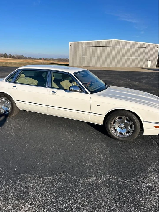 2001 Jaguar X308 XJ - Image 16 of 19