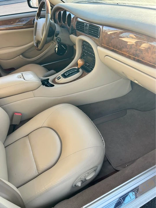 2001 Jaguar X308 XJ - Image 10 of 19