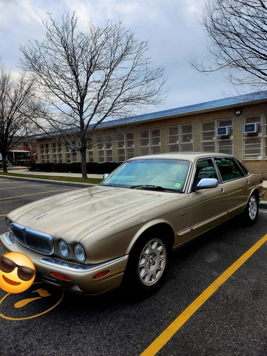 2001 Jaguar X308 XJ - Image 2 of 16