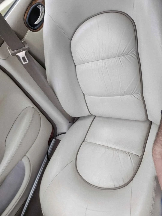 2001 Jaguar X308 XJ - Image 13 of 16