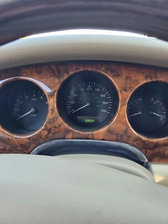 2001 Jaguar X308 XJ - Image 10 of 12