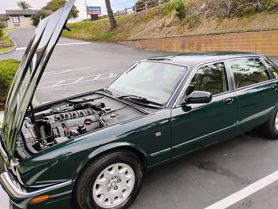 2001 Jaguar X308 XJ - Image 6 of 24