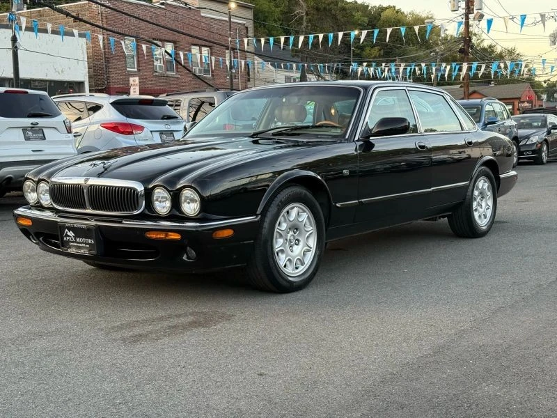 2001 Jaguar X308 XJ - Image 3 of 12