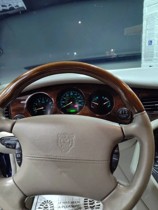2001 Jaguar X308 XJ - Image 13 of 19