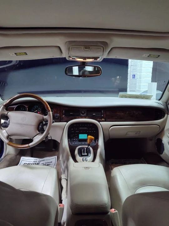 2001 Jaguar X308 XJ - Image 16 of 19