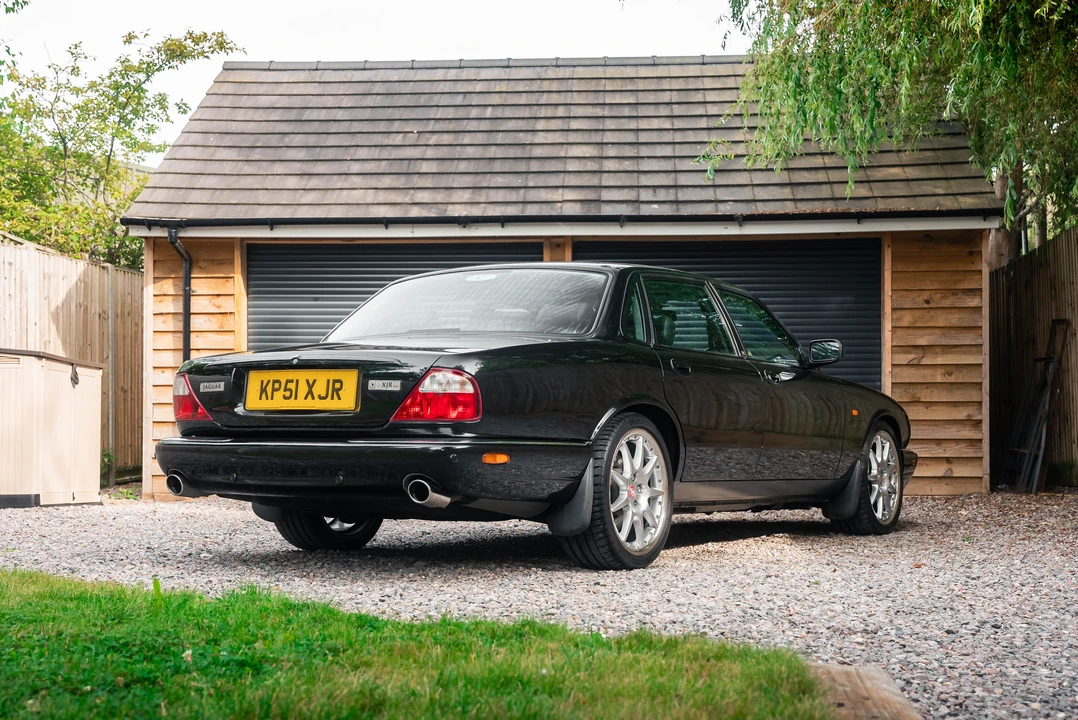 2001 Jaguar X308 XJR - Image 5 of 31