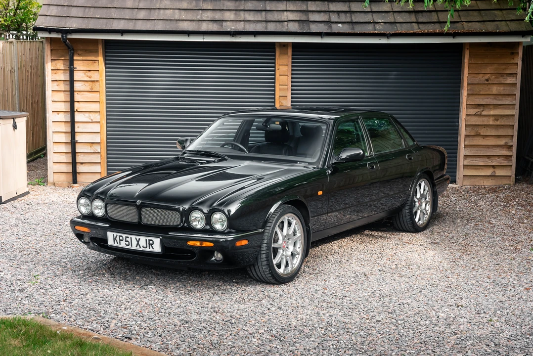 2001 Jaguar X308 XJR - Image 19 of 31