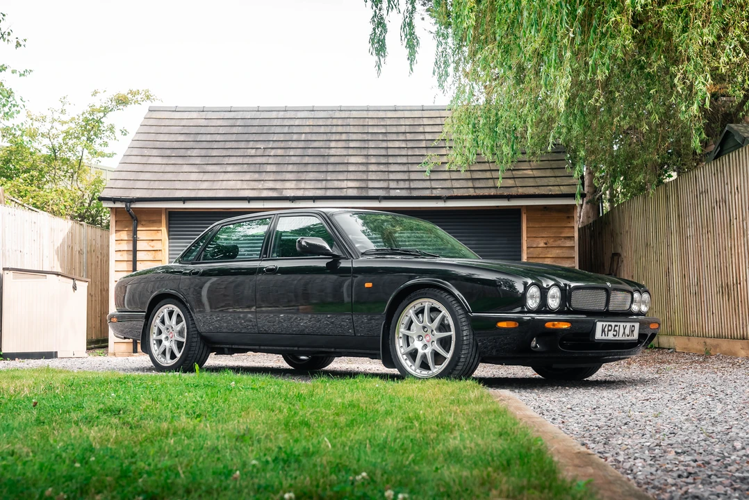 2001 Jaguar X308 XJR - Image 20 of 31