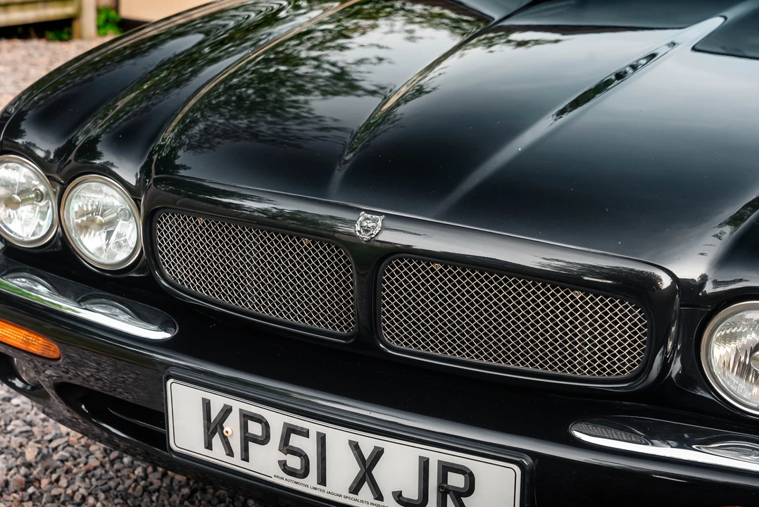 2001 Jaguar X308 XJR - Image 24 of 31