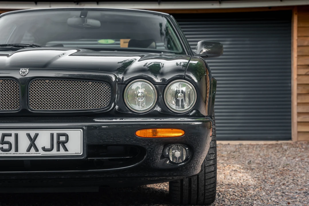 2001 Jaguar X308 XJR - Image 27 of 31