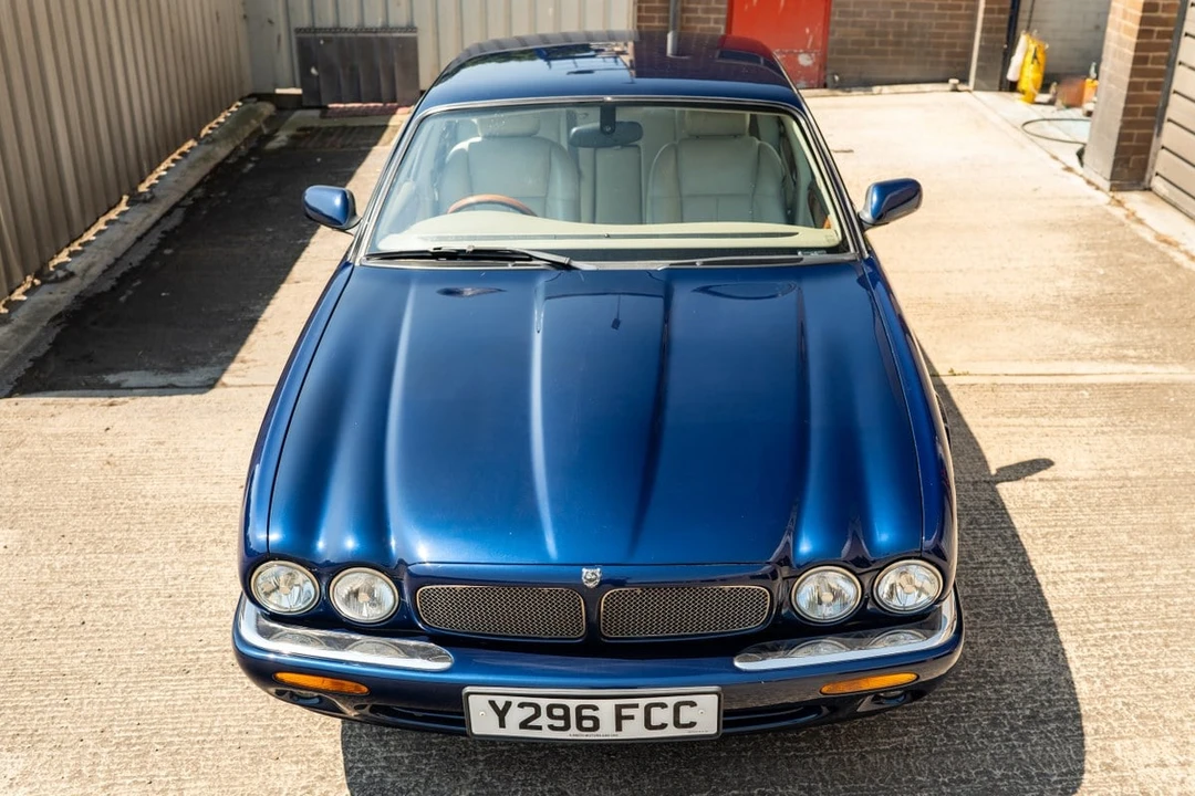 2000 Jaguar X308 XJR - Image 14 of 30