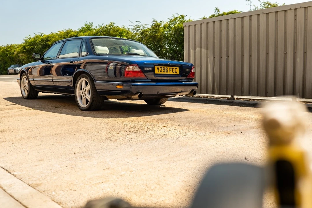 2000 Jaguar X308 XJR - Image 6 of 30