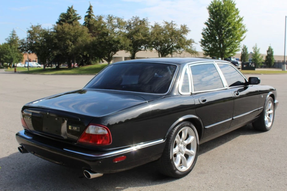 2001 Jaguar X308 XJR - Image 8 of 15