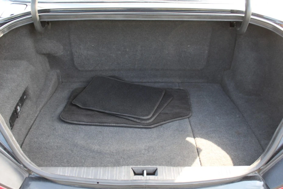 2001 Jaguar X308 XJR - Image 15 of 15