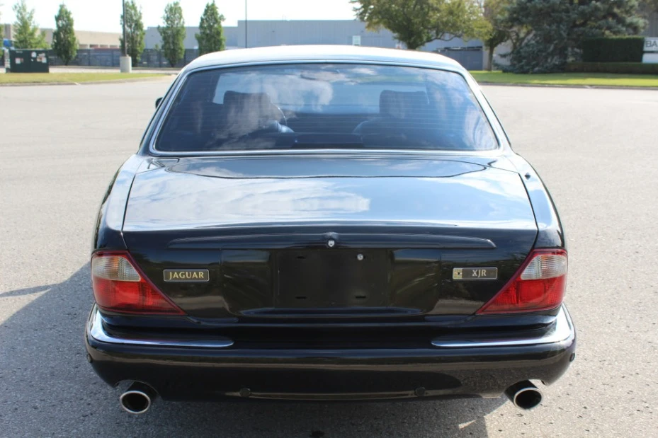2001 Jaguar X308 XJR - Image 7 of 15