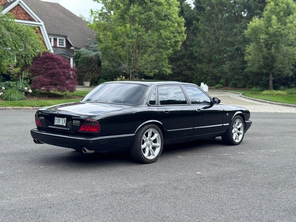 2001 Jaguar X308 XJR - Image 7 of 20