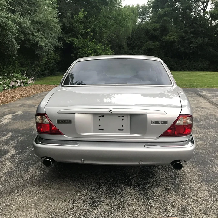 2001 Jaguar X308 XJR - Image 10 of 23