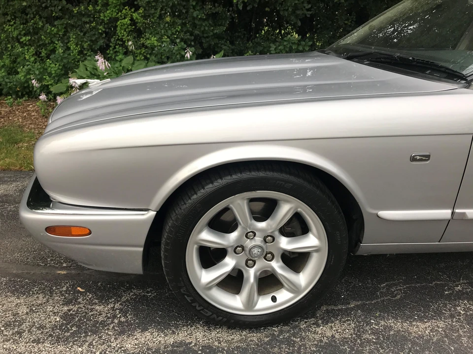 2001 Jaguar X308 XJR - Image 18 of 23