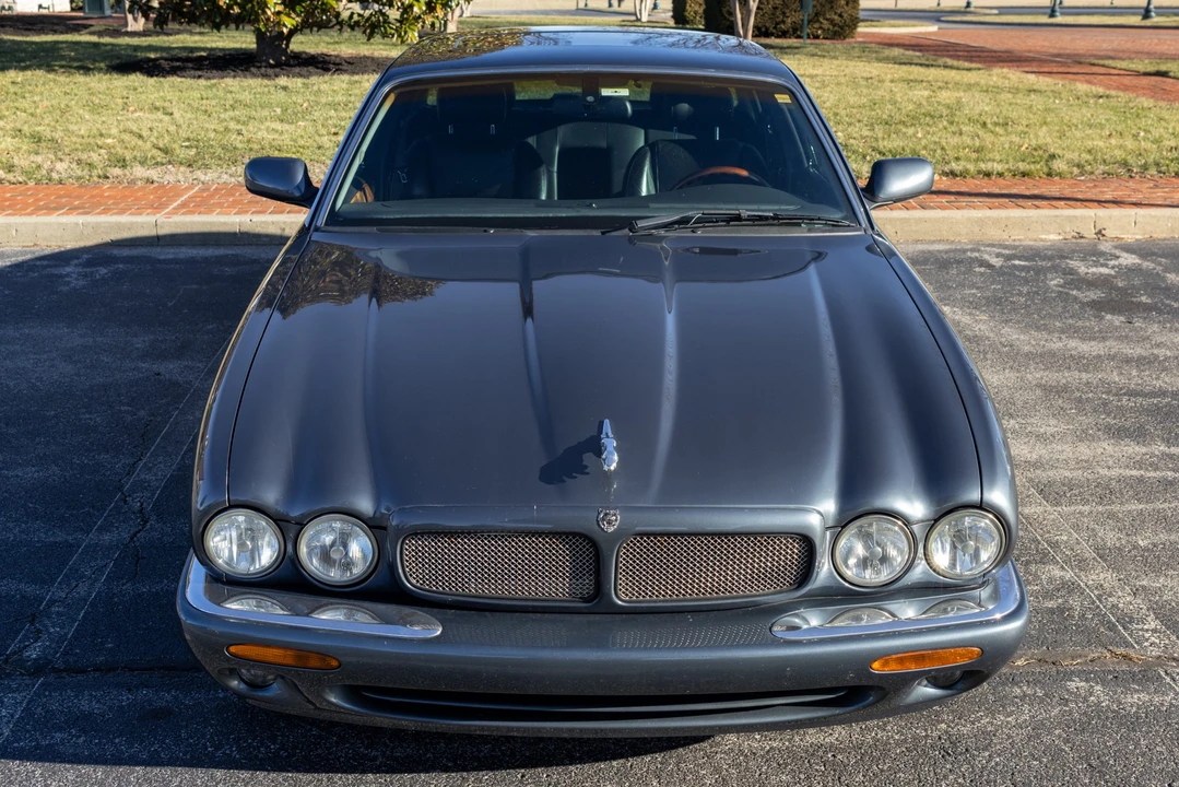 2001 Jaguar X308 XJR - Image 13 of 31